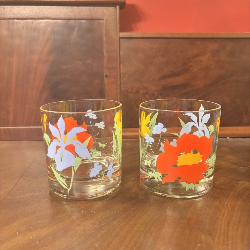Set of 2 Retro‎ Floral Lowball Tumblers Daffodil Iris Poppy Cocktail Glasses VTG